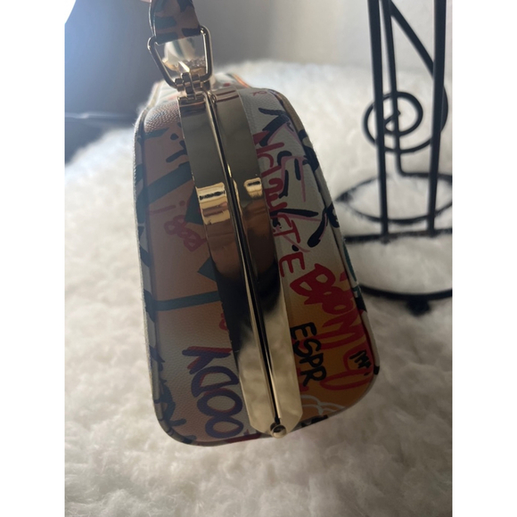 Women Fashion Graffiti Top Handle Handbag Purse - Picture 6 of 7